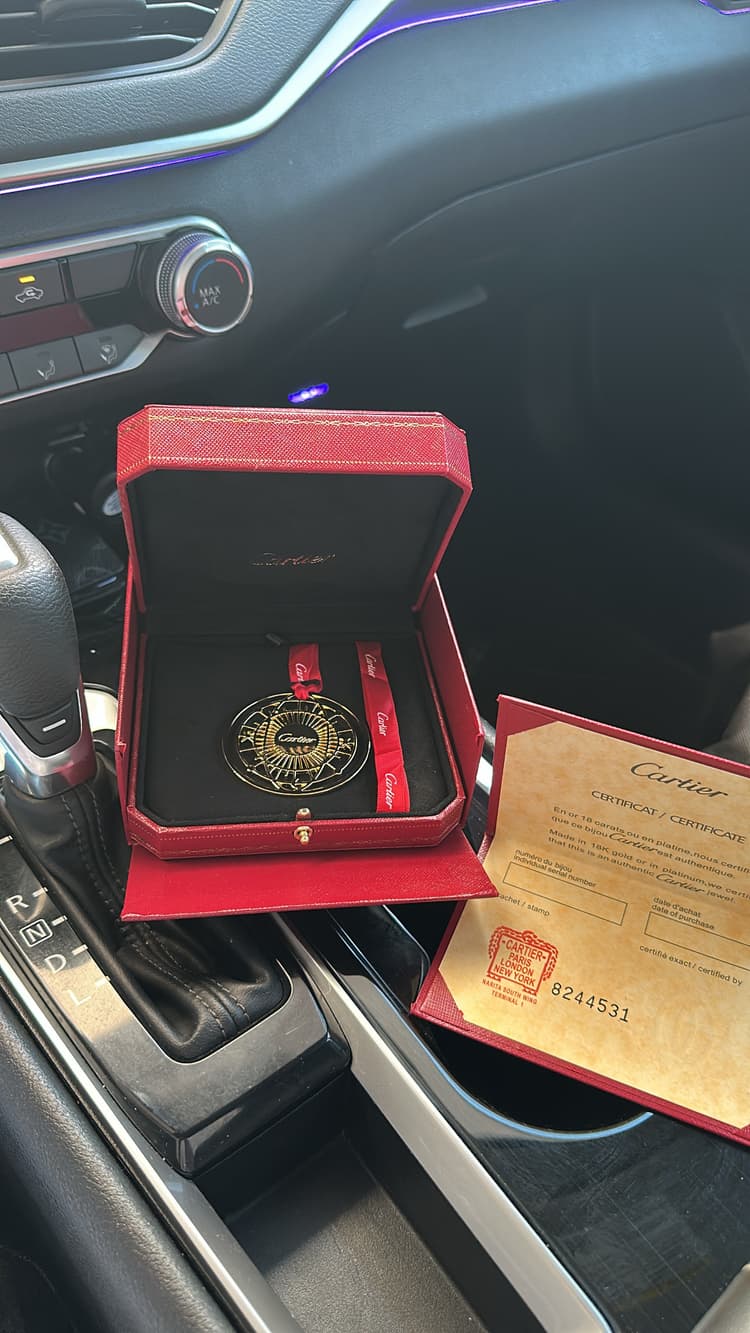 Cartier pendant